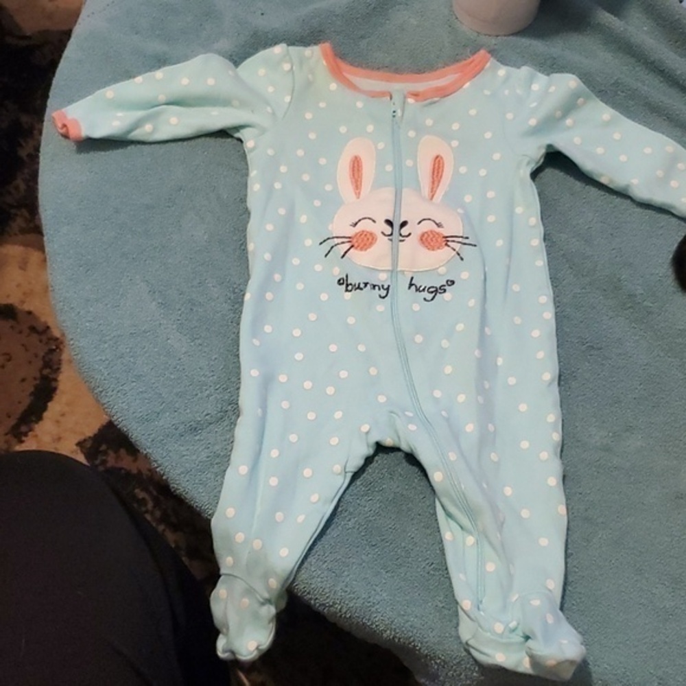 🐻    Members Mark Bunny 🐰 Sleeper Size 3-6 months